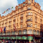 Enjoy the splendour of luxury in this historical building in London called Knightsbridge where Harrods offers a department store and lounge